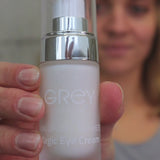 GREY Berlin Hyaluron + Seaweed Magic Eye Cream Anwendung